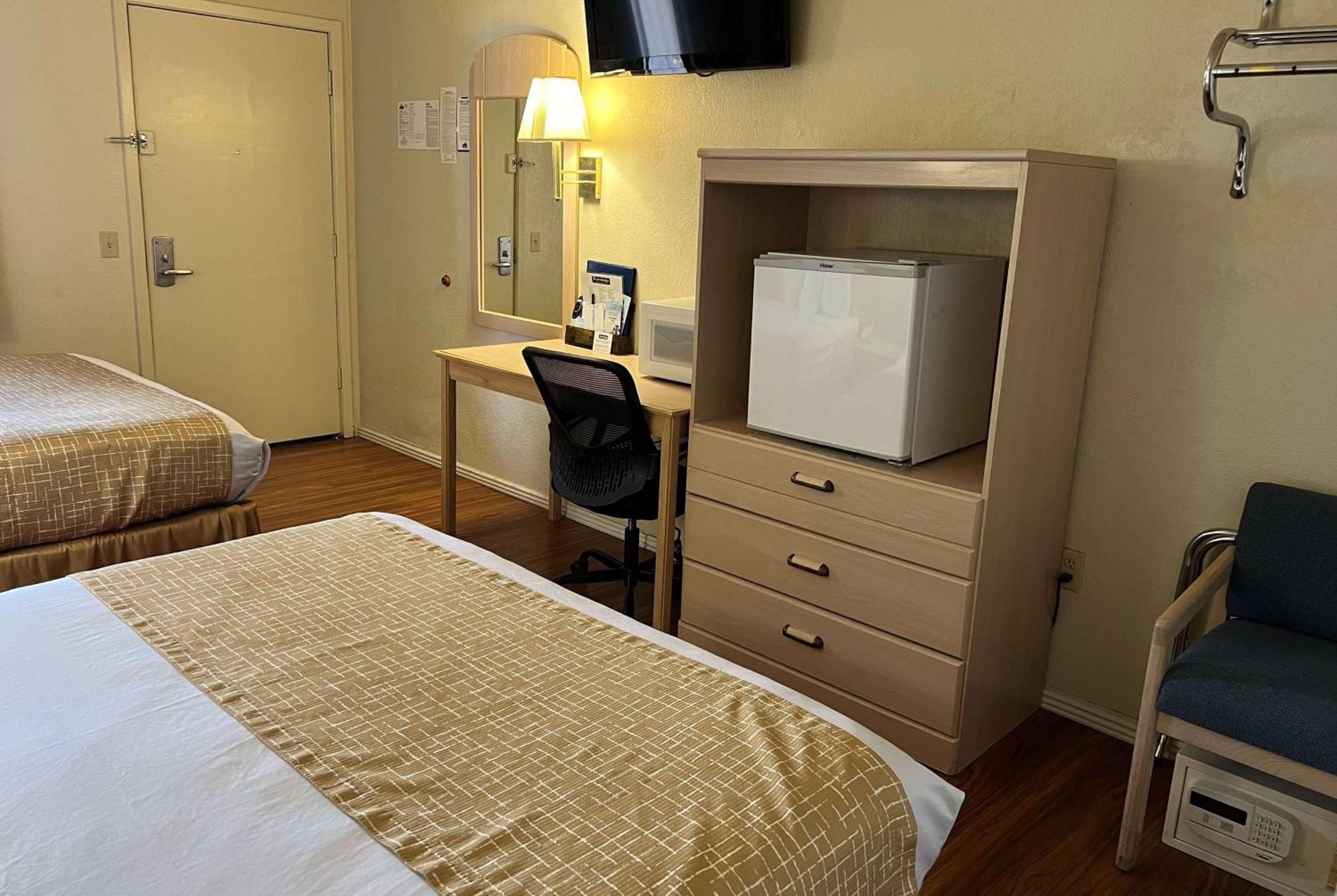 Travelodge by Wyndham Holbrook Eksteriør billede