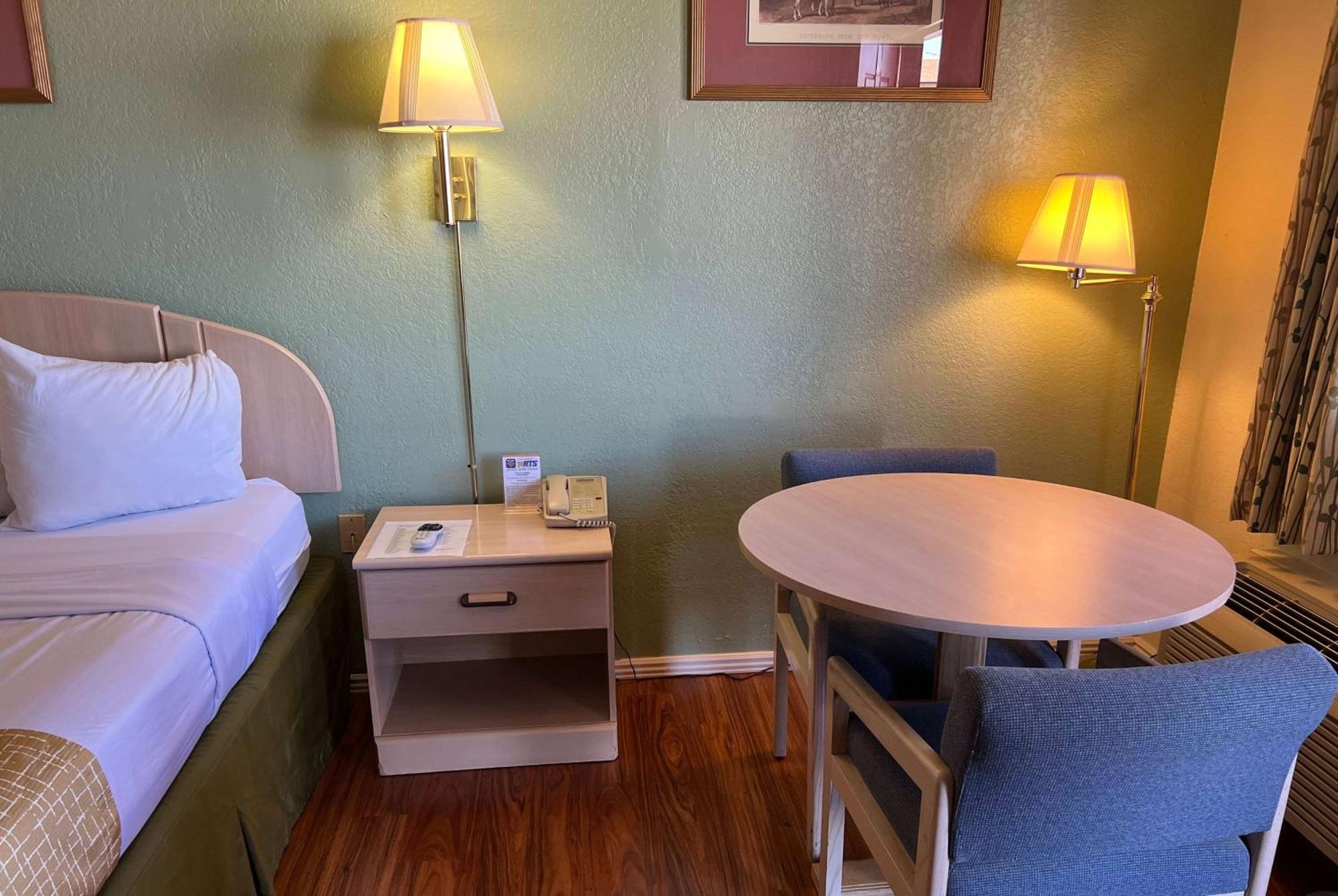 Travelodge by Wyndham Holbrook Eksteriør billede