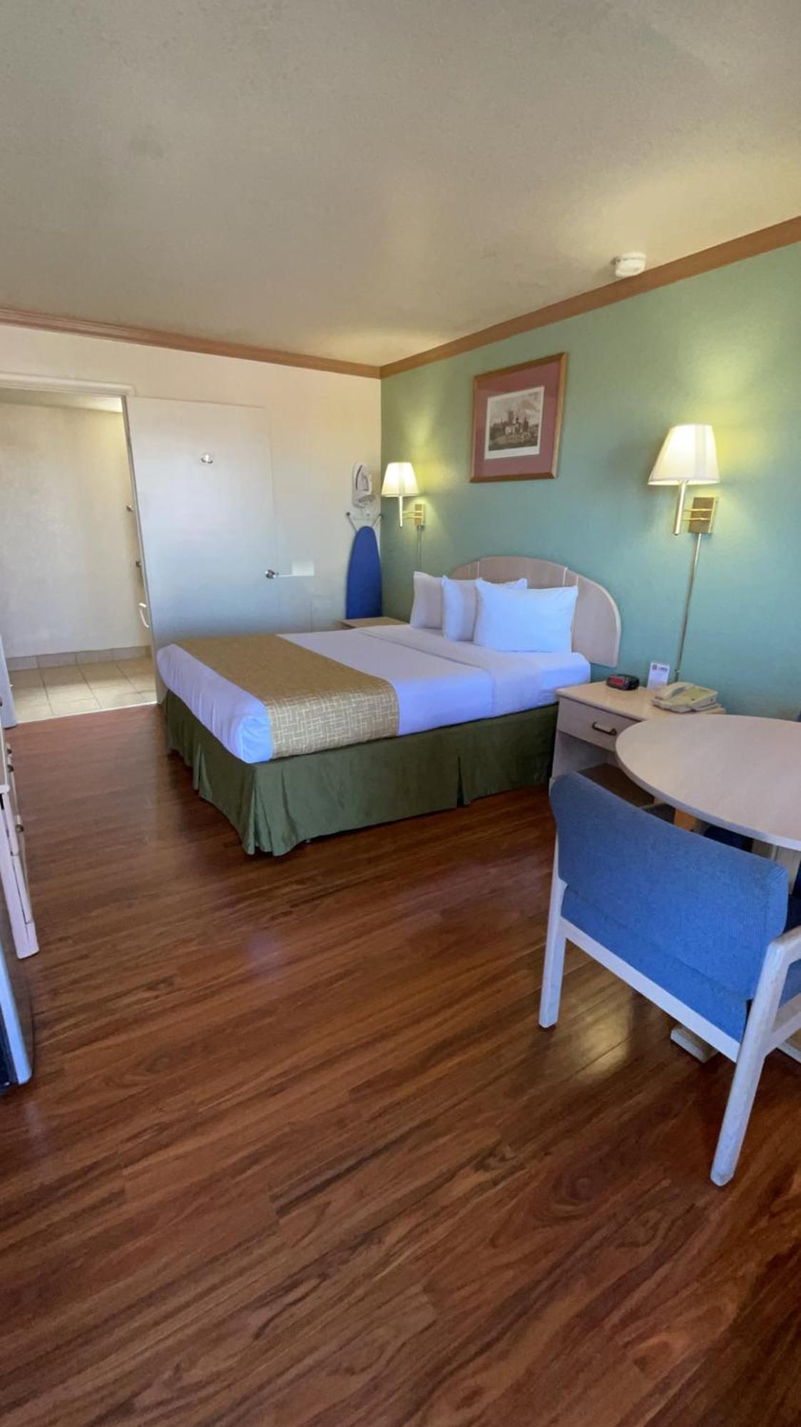 Travelodge by Wyndham Holbrook Eksteriør billede