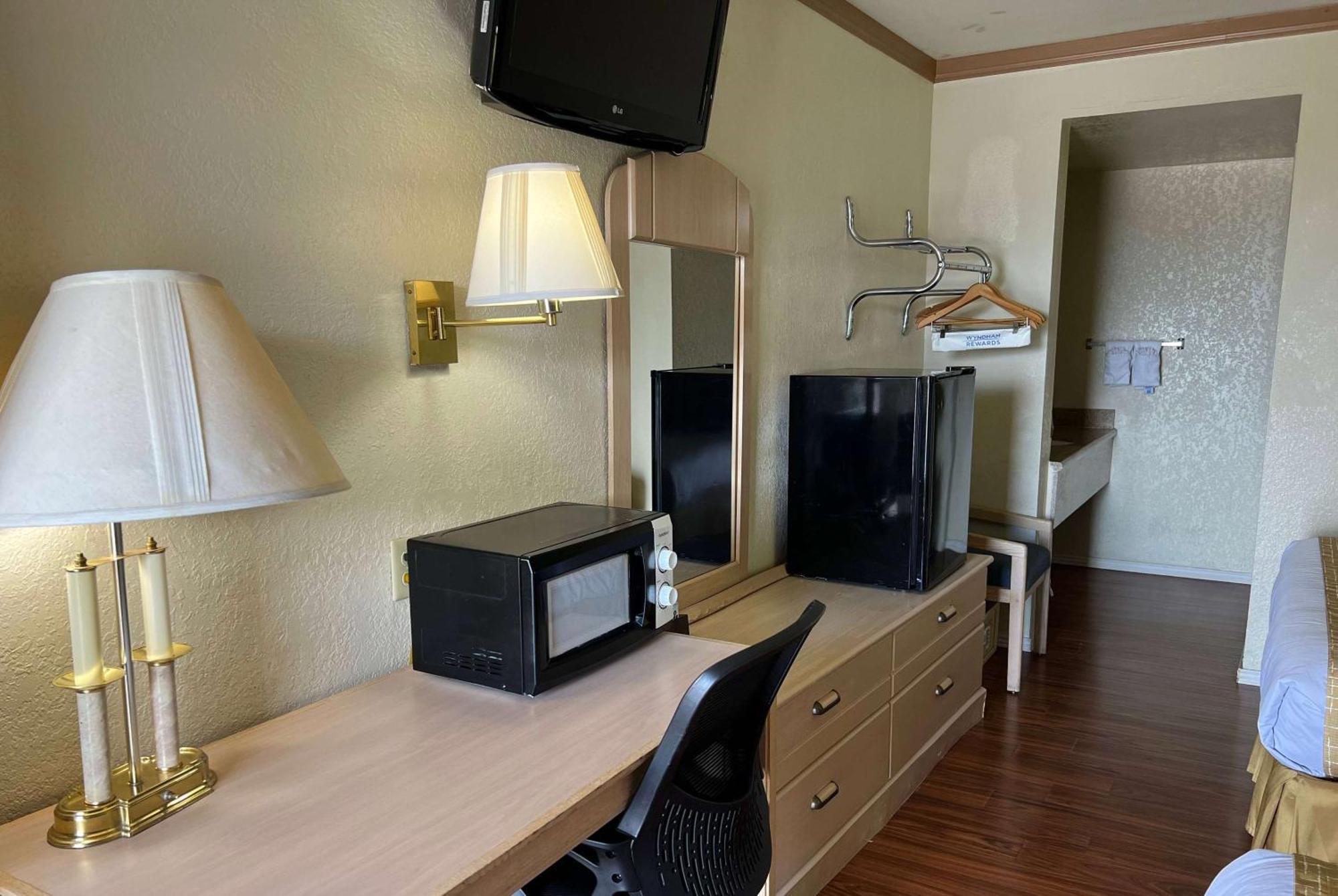 Travelodge by Wyndham Holbrook Eksteriør billede